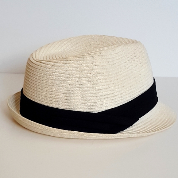 Accessories - NWOT Fedora